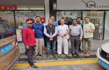 Consul General and Consul (CCP) met the members of the Indian community in Zhuhai on 31 May, 2020